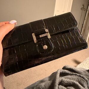 GUESS Shiny Crocodile-patterned Leather Wallet